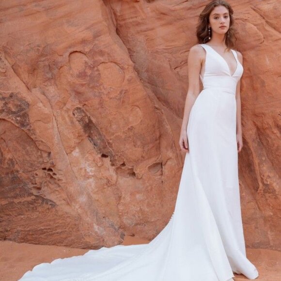 Jenny Yoo Ilana Wedding Gown Size 12 NEW - Picture 1 of 6